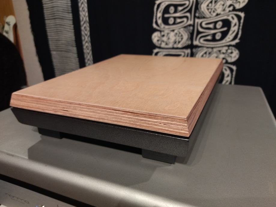 Izolacijska platforma 1